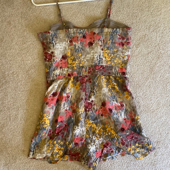 Forever 21 Romper, new with tags! - Picture 3 of 4
